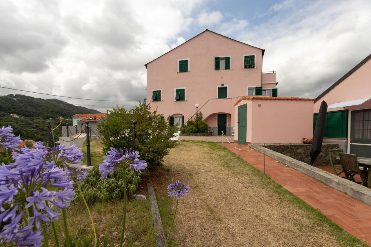 Villa Zafferano Suites Celle Ligure Exterior foto